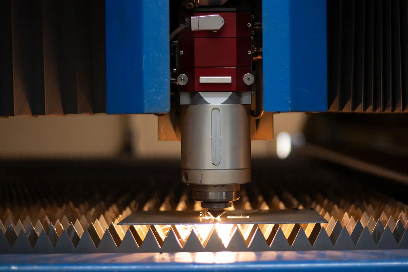 taglio-laser-metalli-a-reggio-emilia