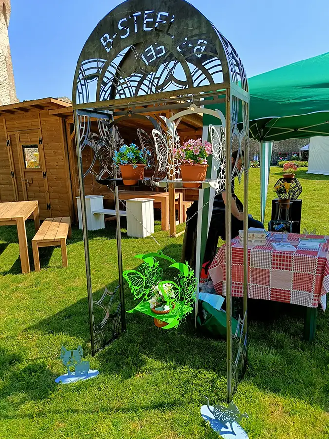 vasi-con-ologrammi-reggio-emilia